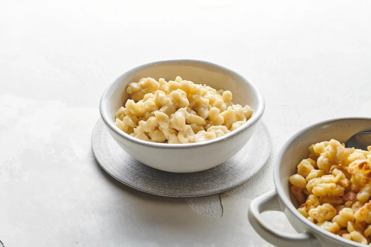 Gnocchetti di farina aus der Kategorie Getreide. Das fertige Gericht schön angerichtet und fotografiert aus Vogelperspektive (Food Fotografie). Serviervorschlag, Original Tiptopf Rezept, aus dem bekanntesten Kochbuch der Schweiz